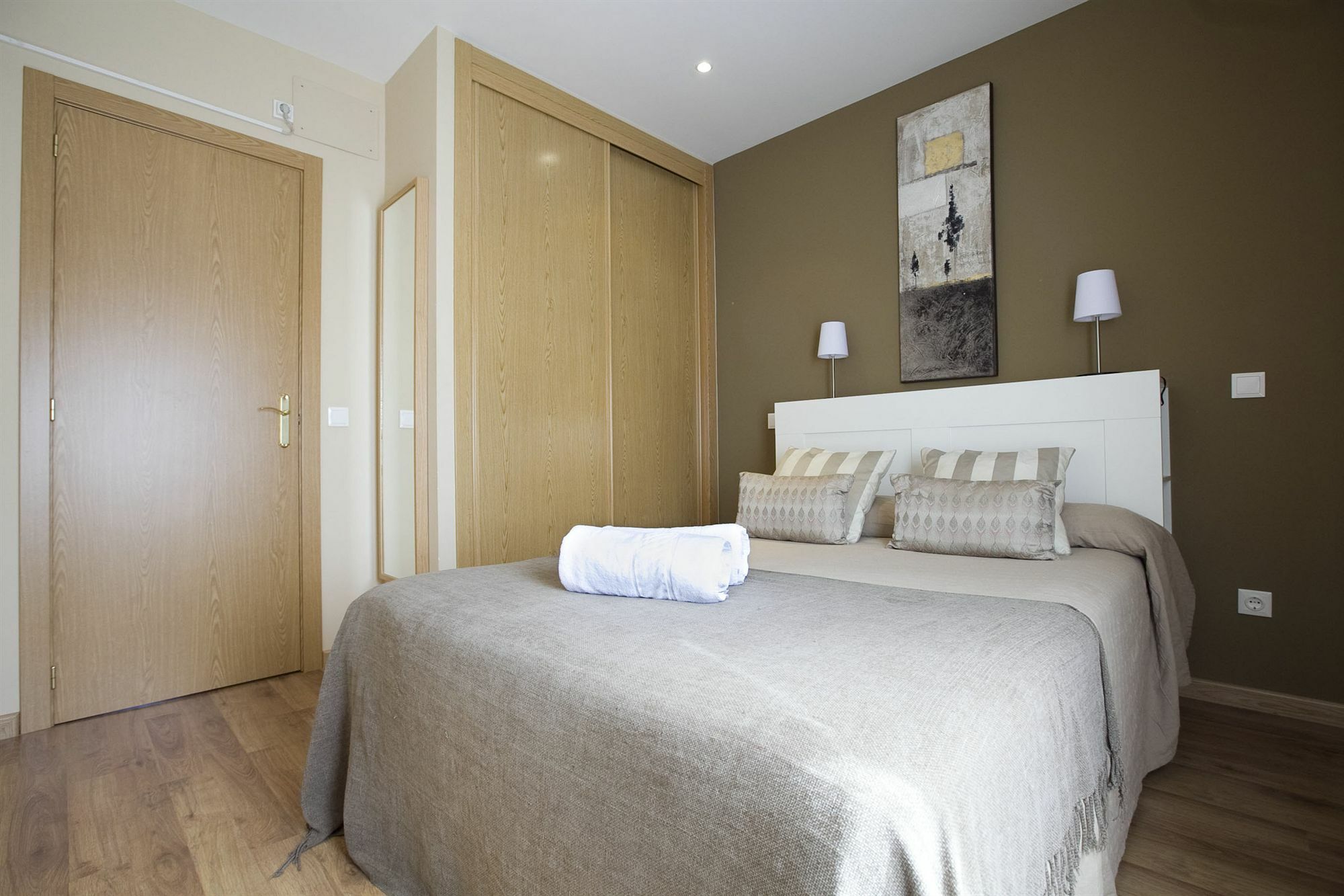 Apartamentos Apr Numancia Madrid Exterior foto
